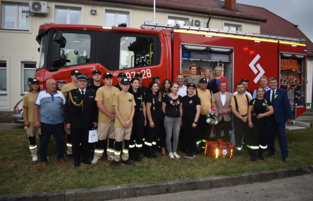  Promotional picnic and presentation of a new fire truck in Klukowo